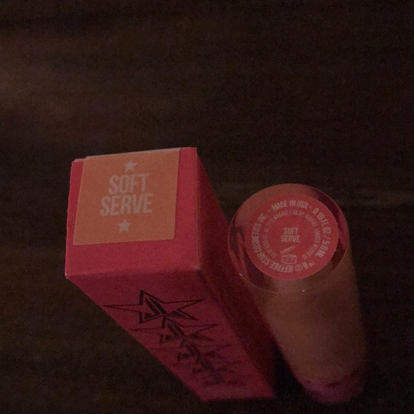 🆕✨ JEFFREE STAR “SOFT SERVE” LIPSTICK - Picture 3 of 3